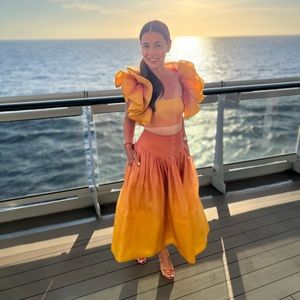 Meet your Posher, Djamila